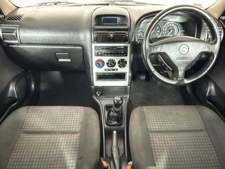 2005-Opel-Astra-Classic-16_1