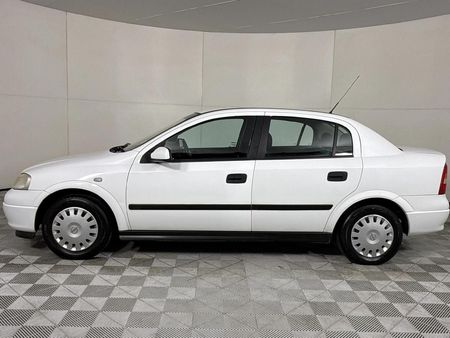 2005-Opel-Astra-Classic-16_19