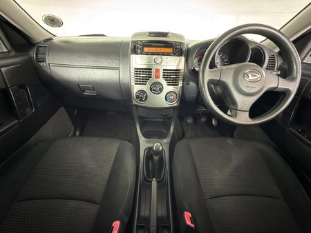 2009-Daihatsu-Terios_1