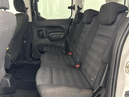 2019-Opel-Combo-Life-Enjoy-16-TD_2