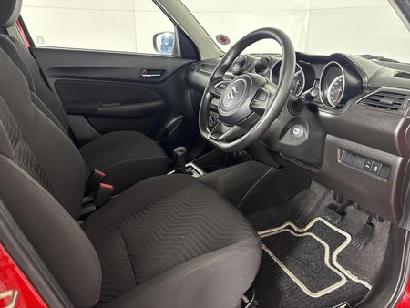 2024-Suzuki-Swift-12-GL-Auto_9