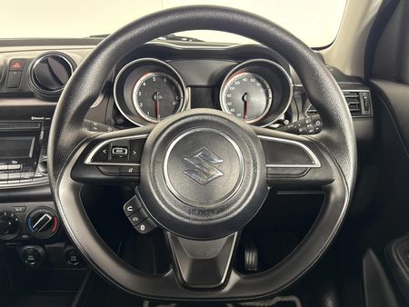 2024-Suzuki-Swift-12-GL-Auto_11