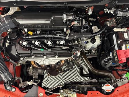 2024-Suzuki-Swift-12-GL-Auto_12