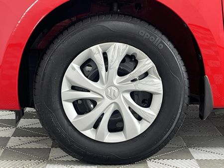 2024-Suzuki-Swift-12-GL-Auto_4
