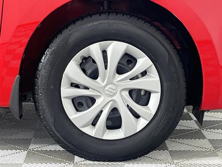 2024-Suzuki-Swift-12-GL-Auto_5