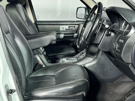 2013-Land-Rover-Discovery-4-30-TD-SD-V6-HSE_9