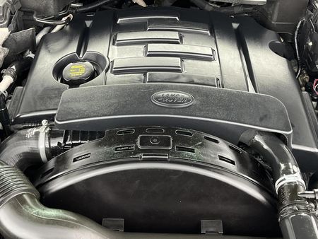 2013-Land-Rover-Discovery-4-30-TD-SD-V6-HSE_12