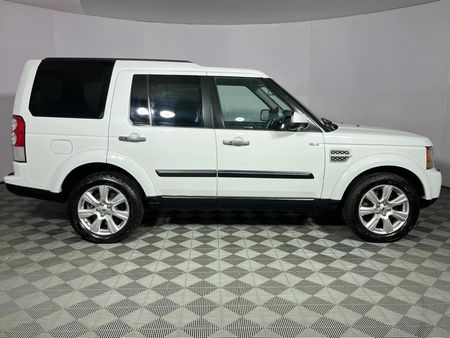 2013-Land-Rover-Discovery-4-30-TD-SD-V6-HSE_16