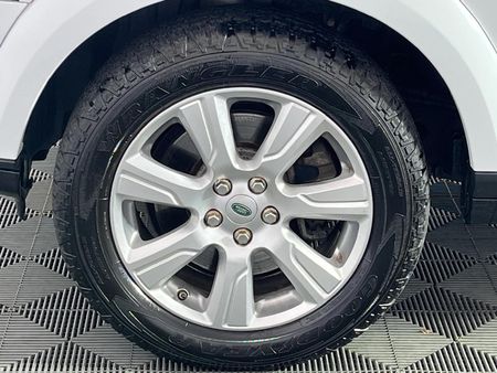 2013-Land-Rover-Discovery-4-30-TD-SD-V6-HSE_4