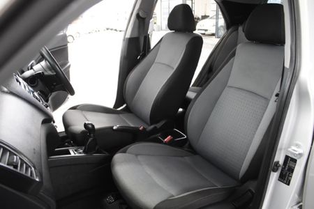 2016-Hyundai-i20-12-Motion_15