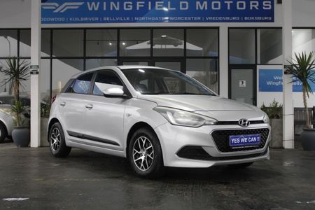2016-Hyundai-i20-12-Motion_18