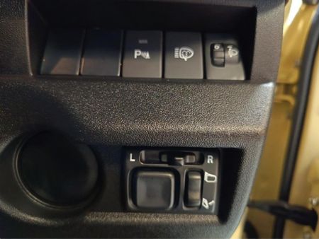2024-Suzuki-Jimny-15-GLX-AllGrip-5-Door-Auto_22