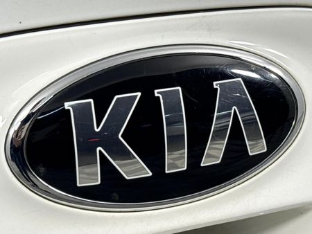 2021-Kia-Rio-14-LS-5-dr_11