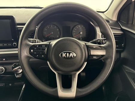 2021-Kia-Rio-14-LS-5-dr_12