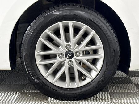 2021-Kia-Rio-14-LS-5-dr_5