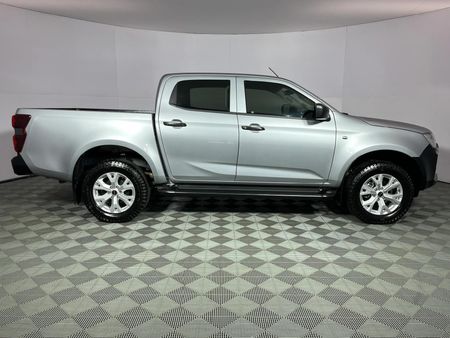 2026-Isuzu-D-Max-19-DDI-HR-L-Auto-Double-Cab_16