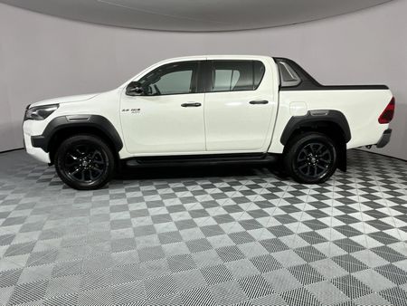 2025-Toyota-Hilux-28-GD-6-Raised-Body-Legend-4x4-Auto-Double-Cab_18