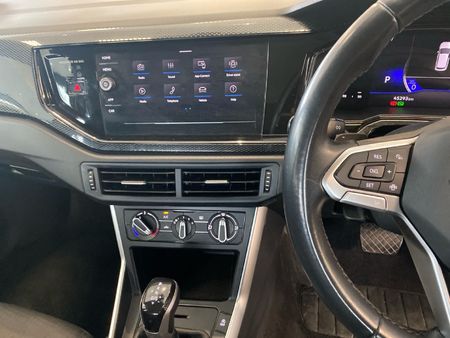 2025-Volkswagen-Polo-10-TSI-Life-Auto-DSG_14