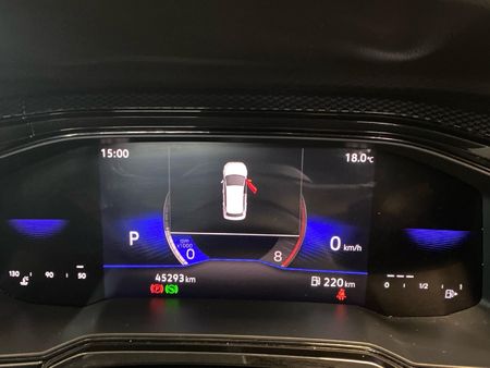 2025-Volkswagen-Polo-10-TSI-Life-Auto-DSG_17