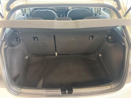 2025-Volkswagen-Polo-10-TSI-Life-Auto-DSG_24