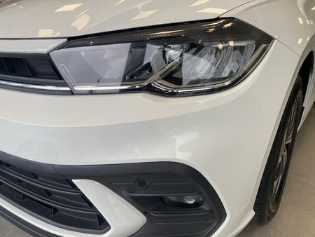 2025-Volkswagen-Polo-10-TSI-Life-Auto-DSG_26