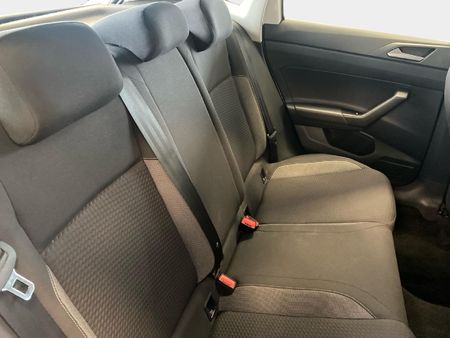 2025-Volkswagen-Polo-10-TSI-Life-Auto-DSG_8