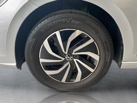2025-Volkswagen-Polo-10-TSI-Life-Auto-DSG_28
