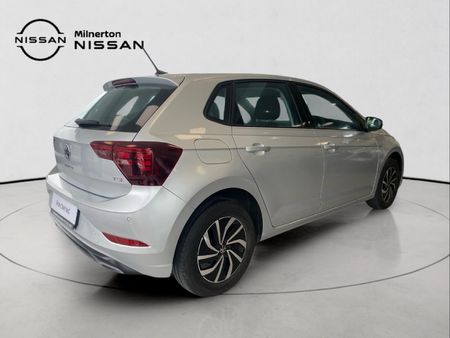2025-Volkswagen-Polo-10-TSI-Life-Auto-DSG_3