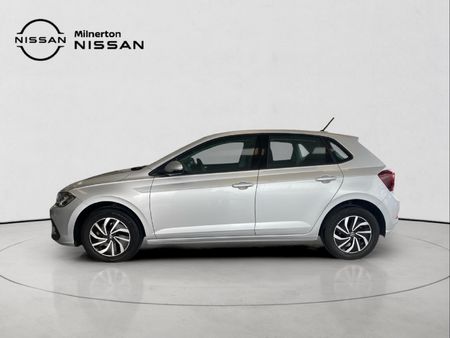2025-Volkswagen-Polo-10-TSI-Life-Auto-DSG_5