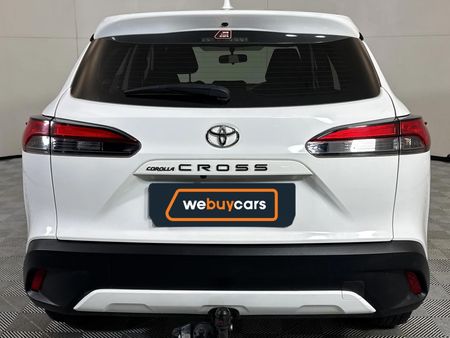 2023-Toyota-Corolla-Cross-18-XI_17