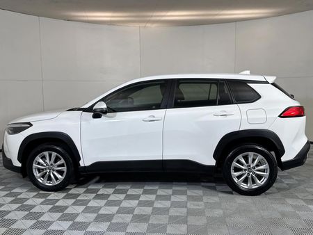 2023-Toyota-Corolla-Cross-18-XI_18