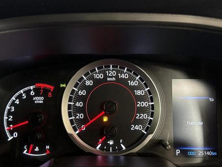 2023-Toyota-Corolla-Cross-18-XI_2