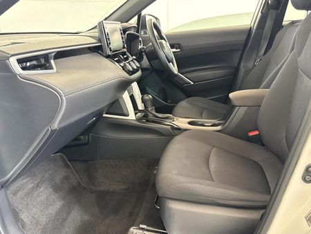 2023-Toyota-Corolla-Cross-18-XI_8