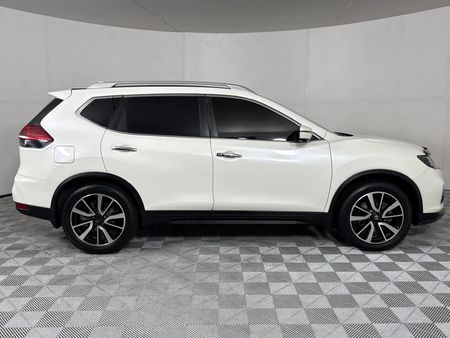 2022-Nissan-X-Trail-25-Tekna-4x4-Auto-7-seat_15
