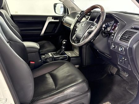 2018-Toyota-Land-Cruiser-Prado-30-D-VX-L-Auto_9