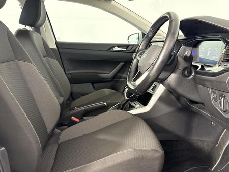 2024-Volkswagen-Polo-10-TSI-Life-Auto-DSG_9