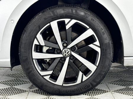 2024-Volkswagen-Polo-10-TSI-Life-Auto-DSG_4