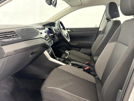 2024-Volkswagen-Polo-10-TSI-Life-Auto-DSG_8