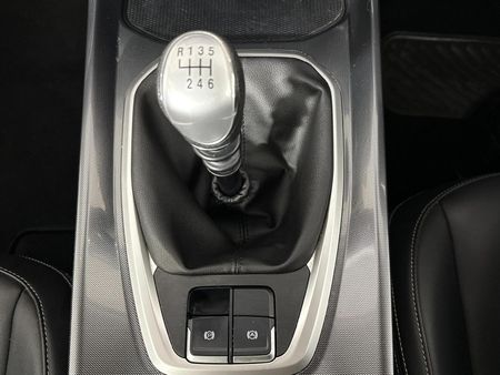 2021-Haval-Jolion-15T-Luxury_10