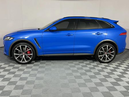 2019-Jaguar-F-Pace-50-V8-SVR_21