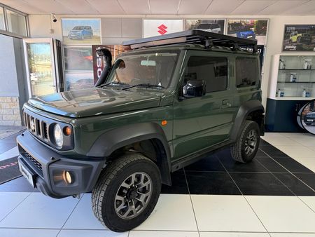 2022-Suzuki-Jimny-15-GLX_0