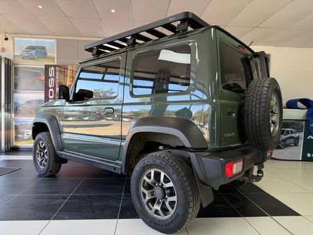 2022-Suzuki-Jimny-15-GLX_5