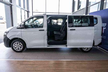2026-Volkswagen-Transporter-Crew-Bus-20TDI-Lwb-Auto-4Mot-125kw-8-Seat_10