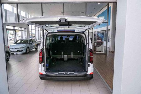 2026-Volkswagen-Transporter-Crew-Bus-20TDI-Lwb-Auto-4Mot-125kw-8-Seat_15