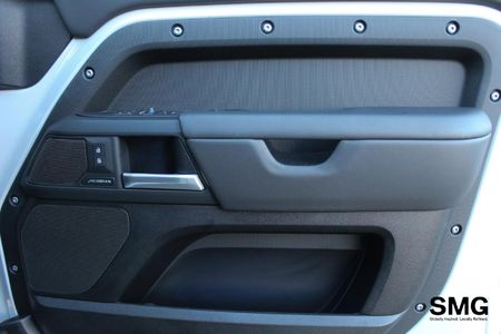 2026-Land-Rover-Defender-110-30D-HSE-X-Dynamic-D350_16