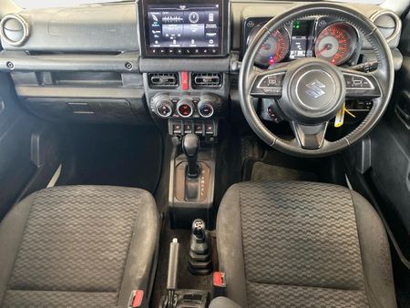 2024-Suzuki-Jimny-15-GLX-Auto_10