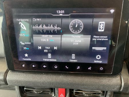 2024-Suzuki-Jimny-15-GLX-Auto_11