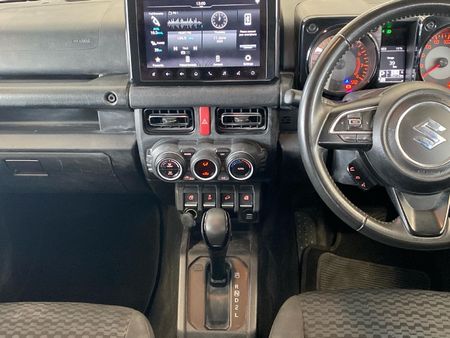 2024-Suzuki-Jimny-15-GLX-Auto_12