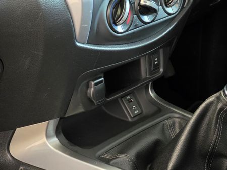 2025-Nissan-Navara-25-DDTi-SE-Single-Cab_11