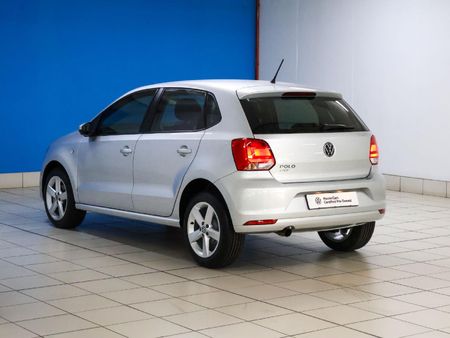 2024-Volkswagen-Polo-Vivo-16-Comfortline-Auto-5-dr_10